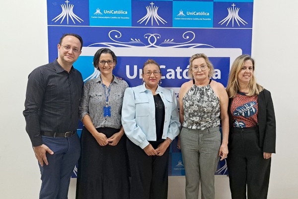 Equipe Cesaf-ESMP e direção da UniCatólica