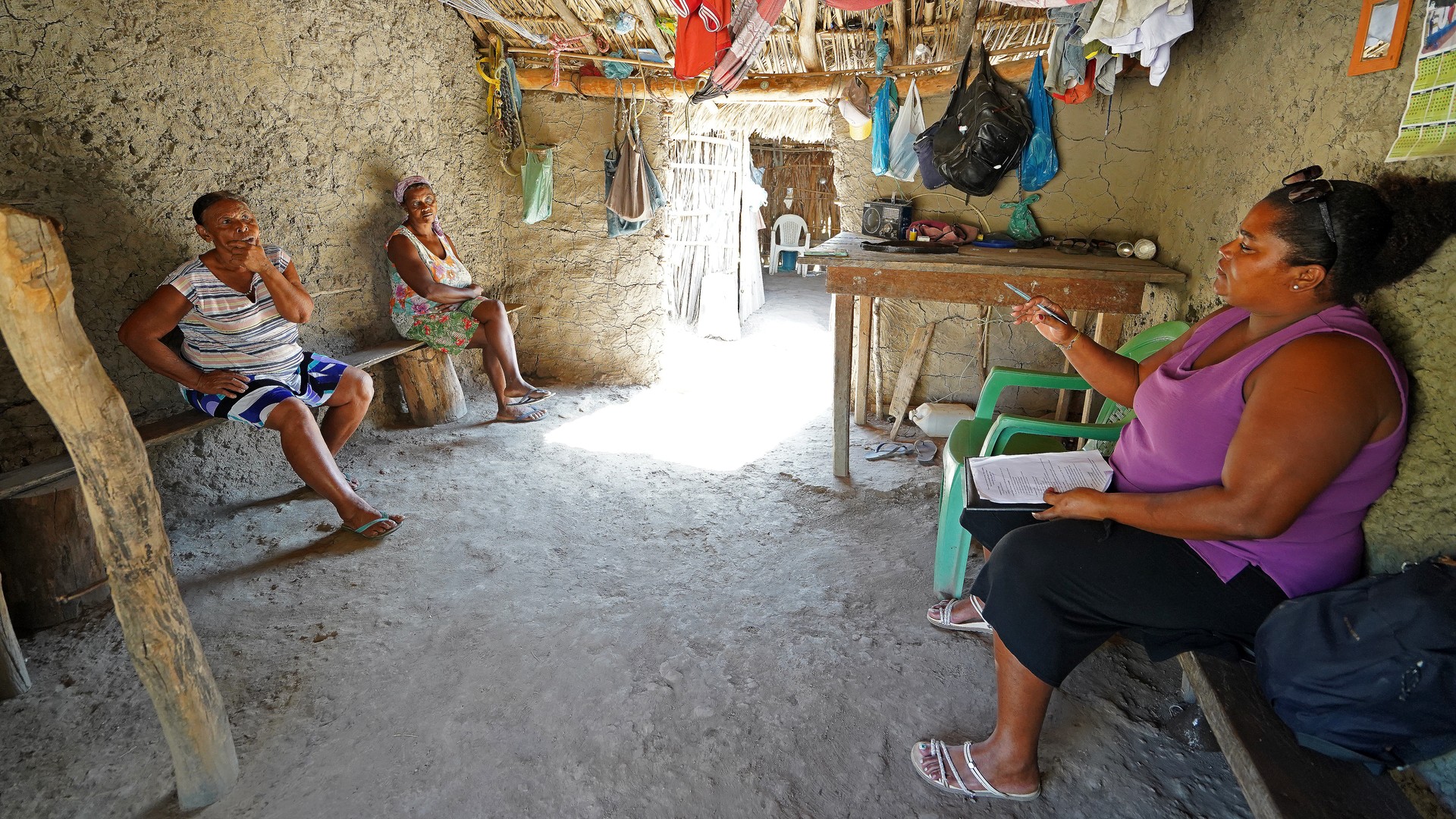 Na comunidade Kalunga do Mimoso, localizada nos municípios de Arraias e Paranã, MPTO desenvolve o Projeto Luzeiro