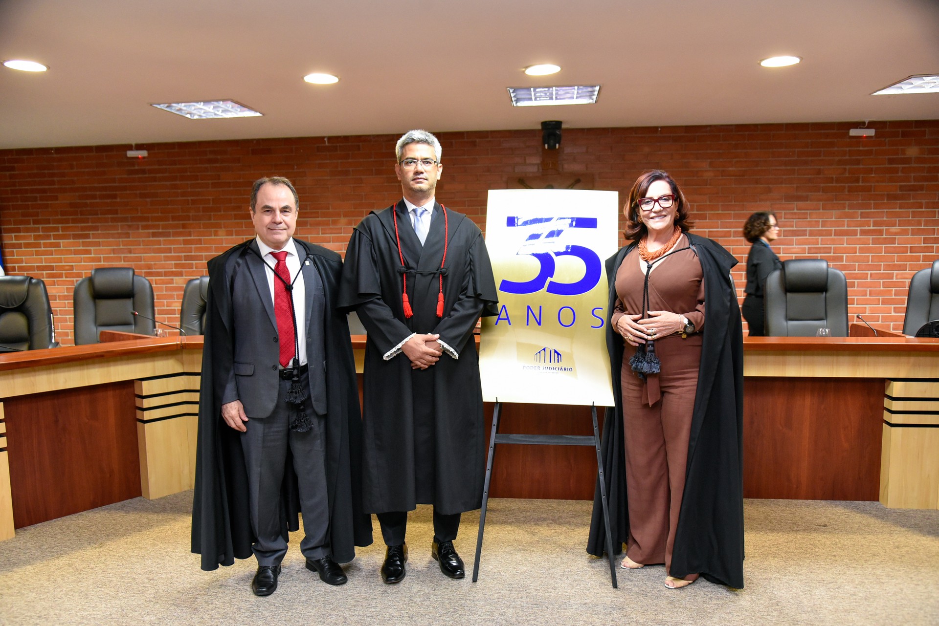 Desembargador Marco Villas Boas, procurador-geral de Justiça, Luciano Casaroti, e a presidente do TJTO, Etelvina Maria Sampaio Felipe