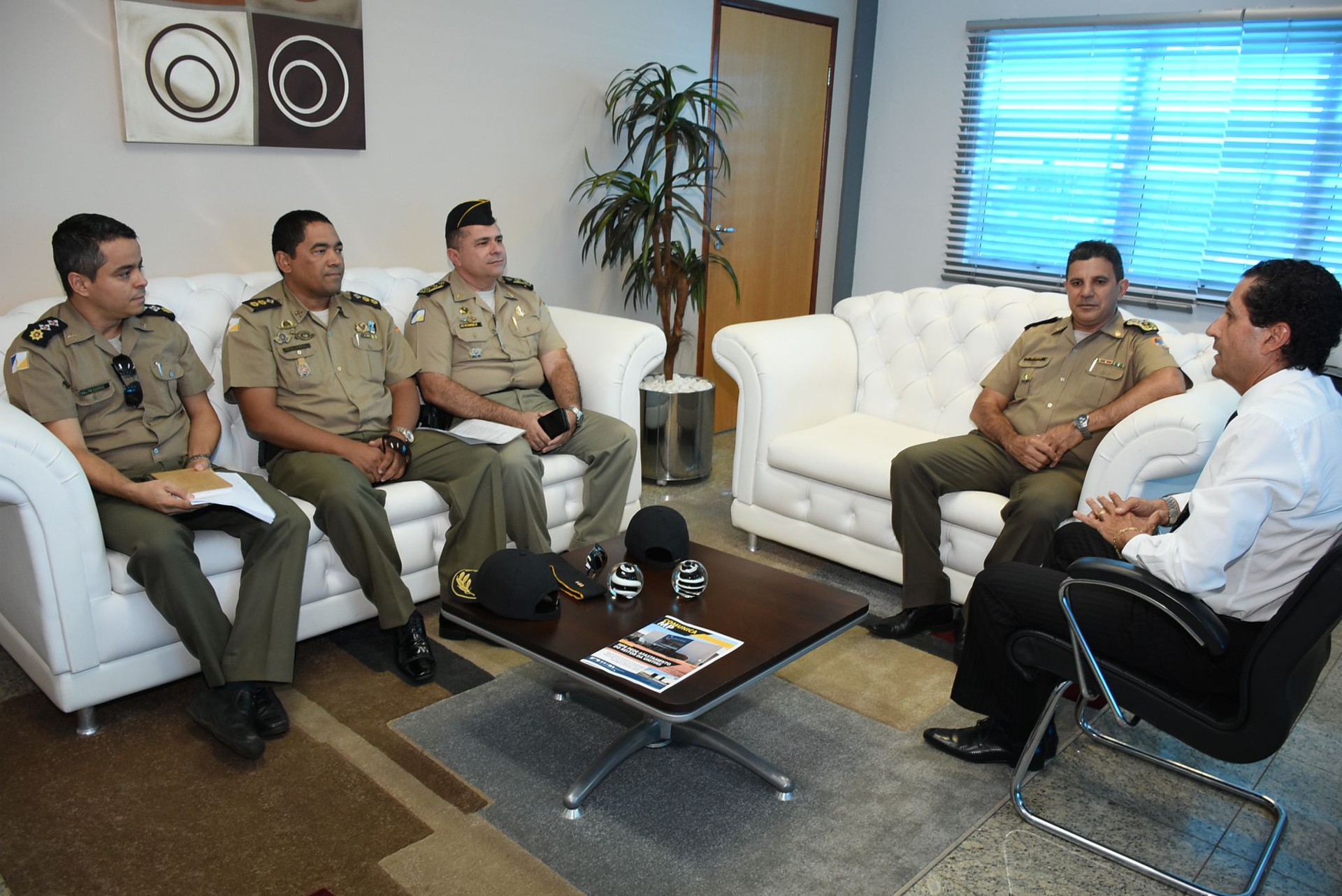 PGJ recebeu visita do Comando Geral da PM
