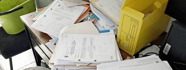 Ambiente é de insalubridade e inquéritos parados