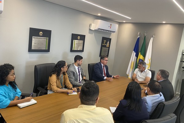 Durante o encontro, o representante do MPTO enfatizou a importância de abordar a questão social que afeta os moradores do município de Sampaio.