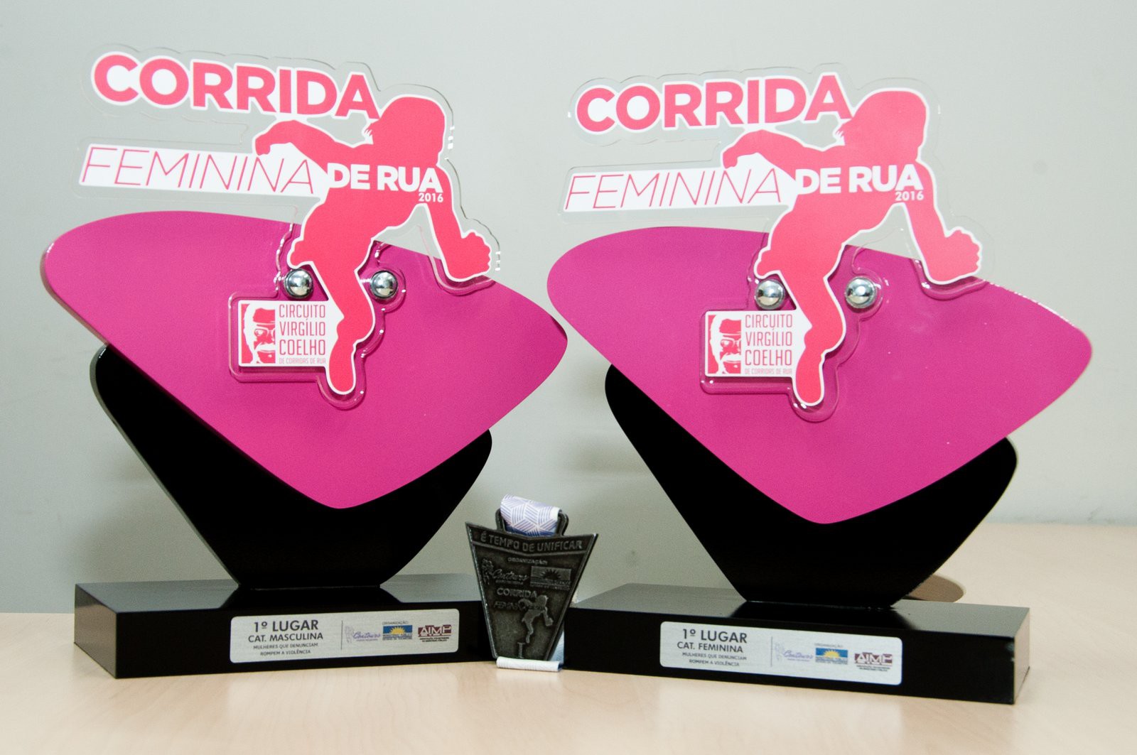 Troféu que será entregue aos primeiros colocados do MPE