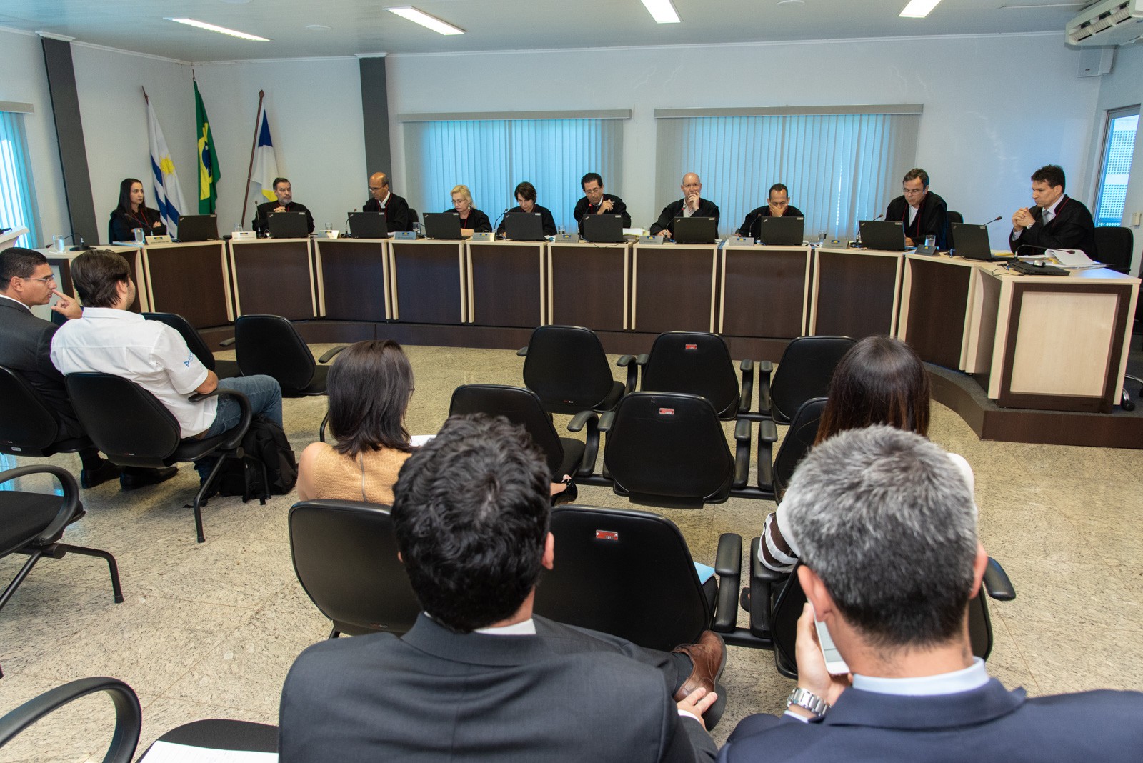 Sessão ocorreu na segunda-feira, 4