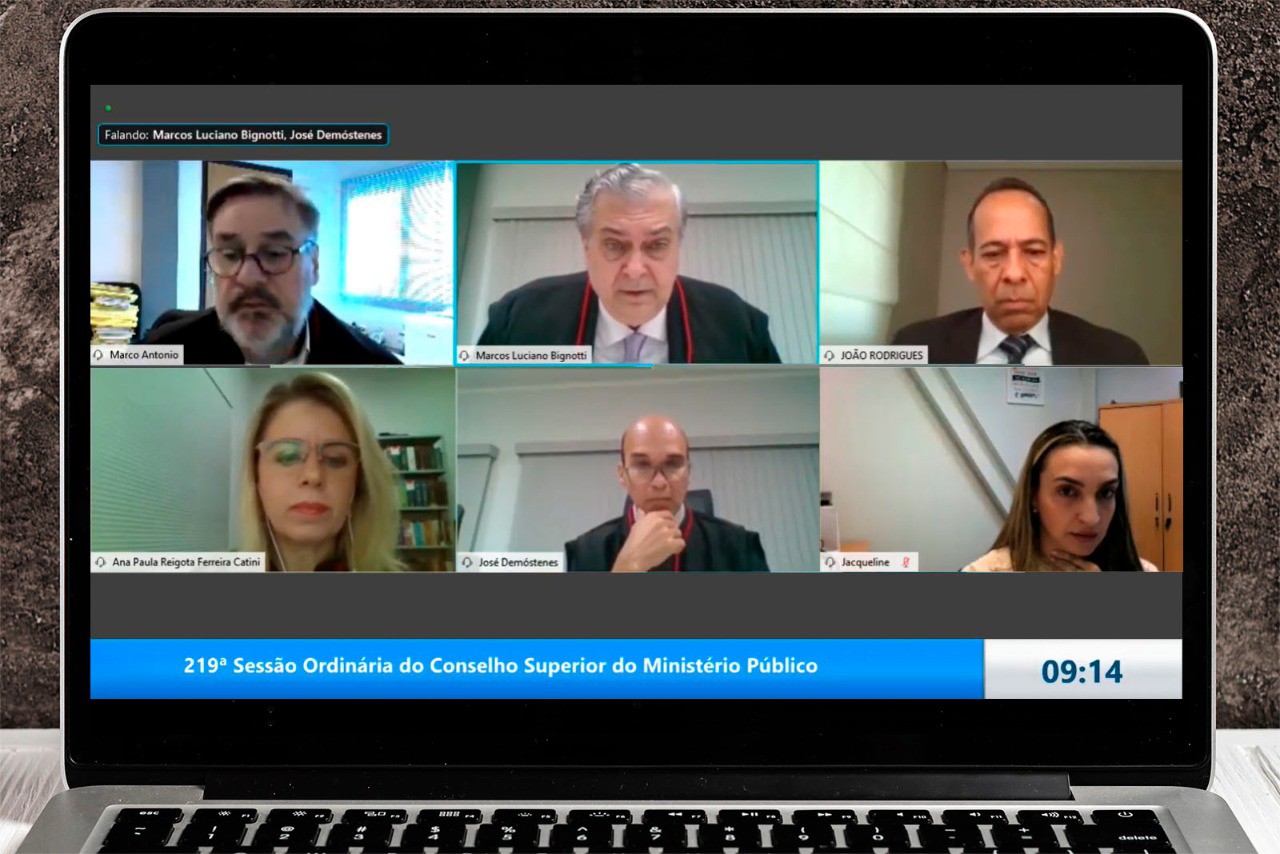 Sessão ocorreu por meio telepresencial