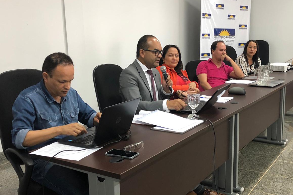 Promotor de Justiça Celsimar Custódio convocou a reunião