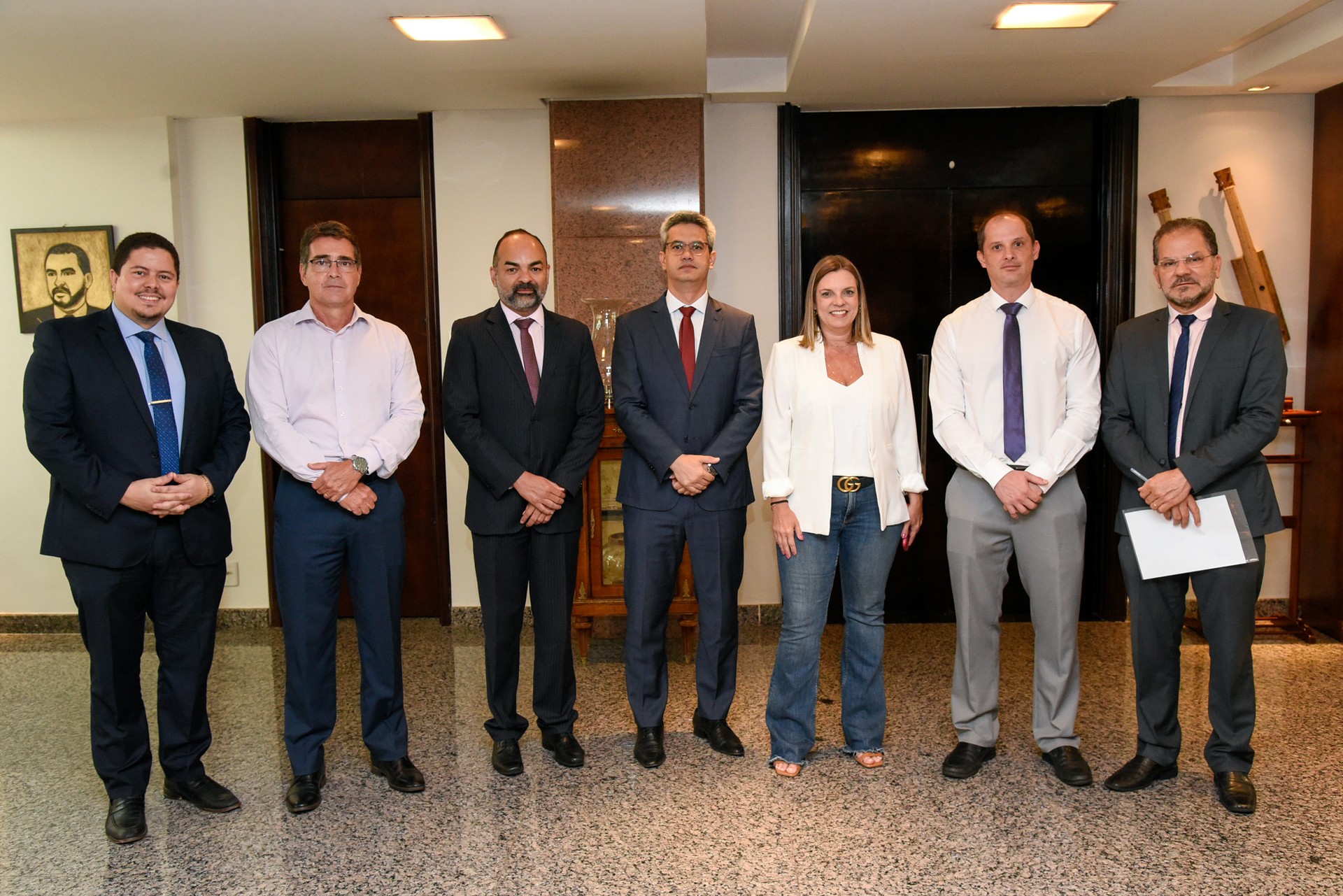 Autoridades, após nomeação no Palácio Araguaia