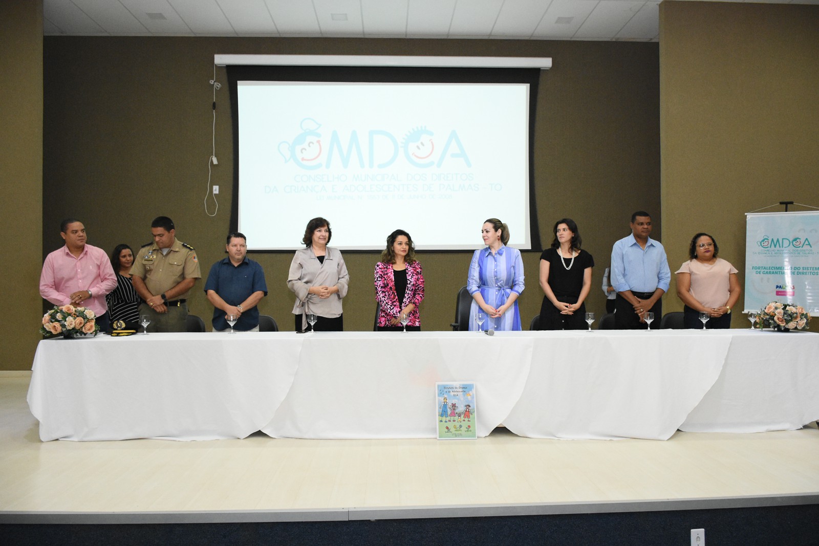 Registro da mesa de autoridades