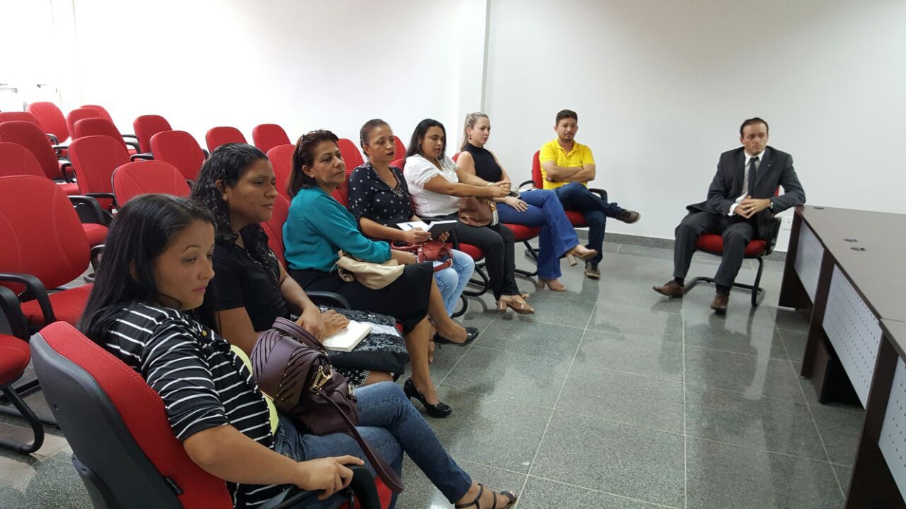O encontro reuniu secretárias de quatro municípios que abrangem a comarca