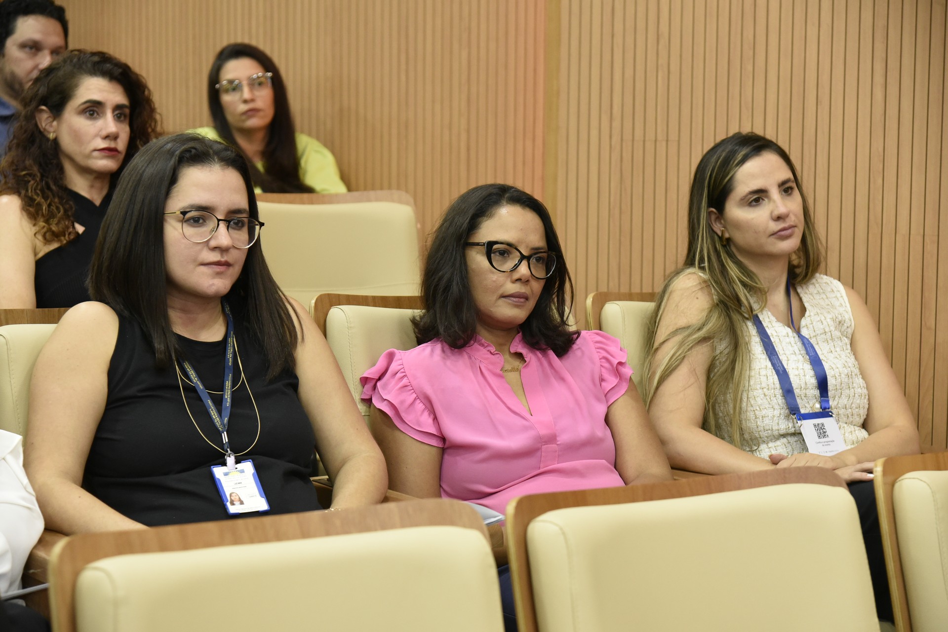 Servidores durante painel no II Congresso Estadual do MPTO