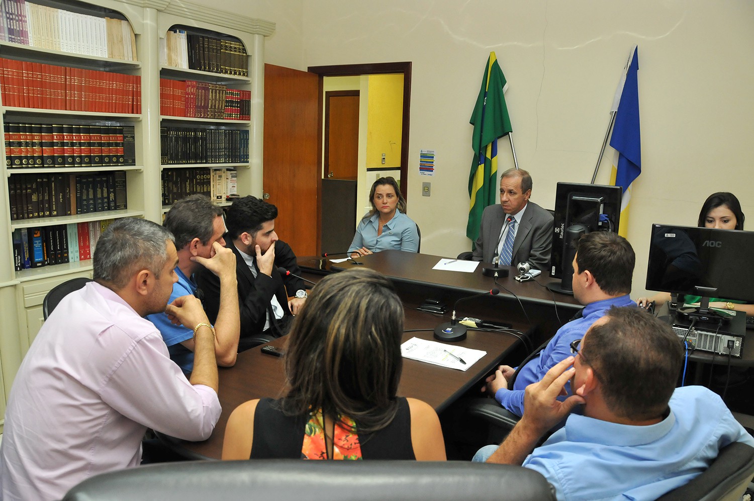 Grevistas devem apresentar resposta nesta quinta-feira