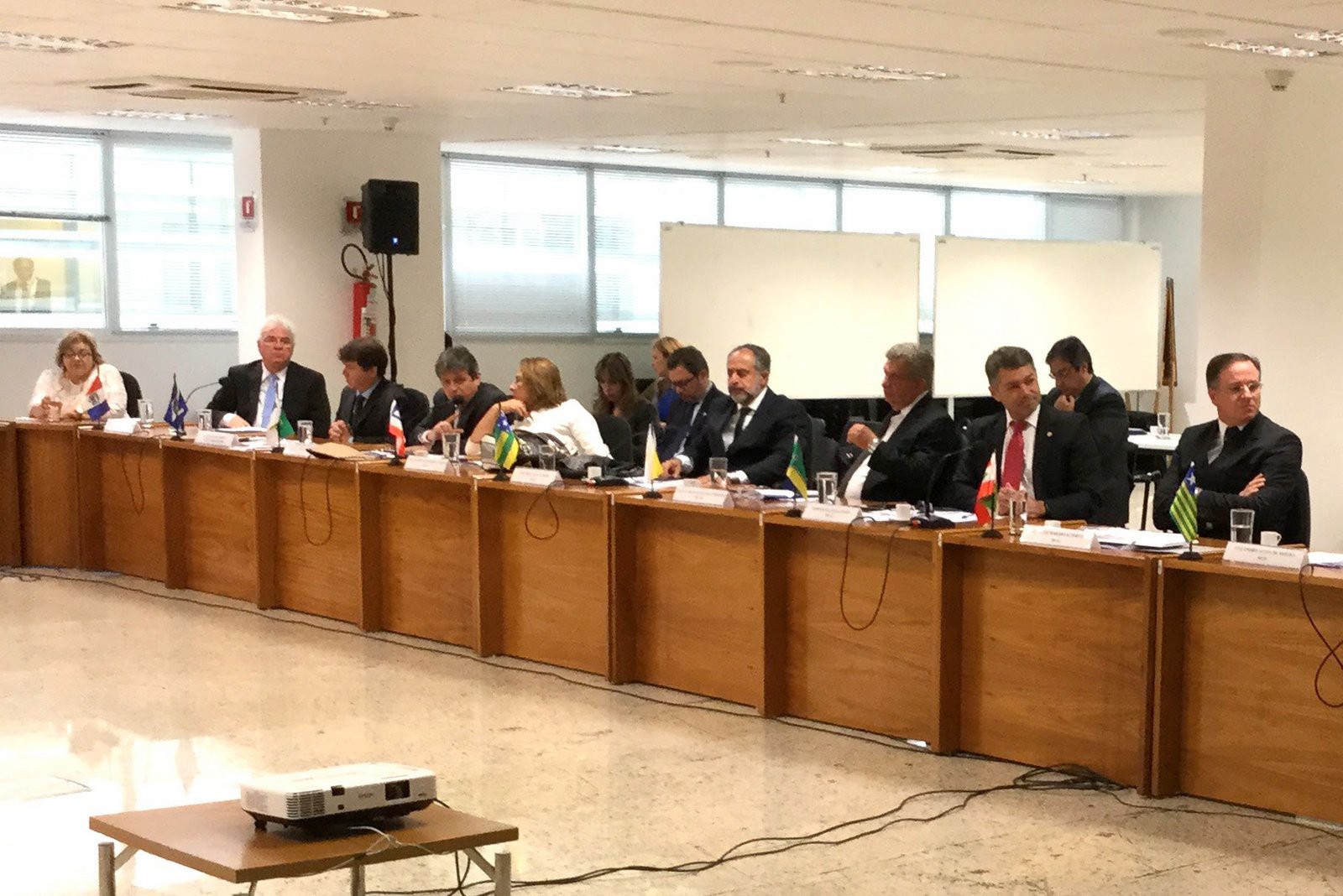 Encontro foi realizado nesta quarta-feira