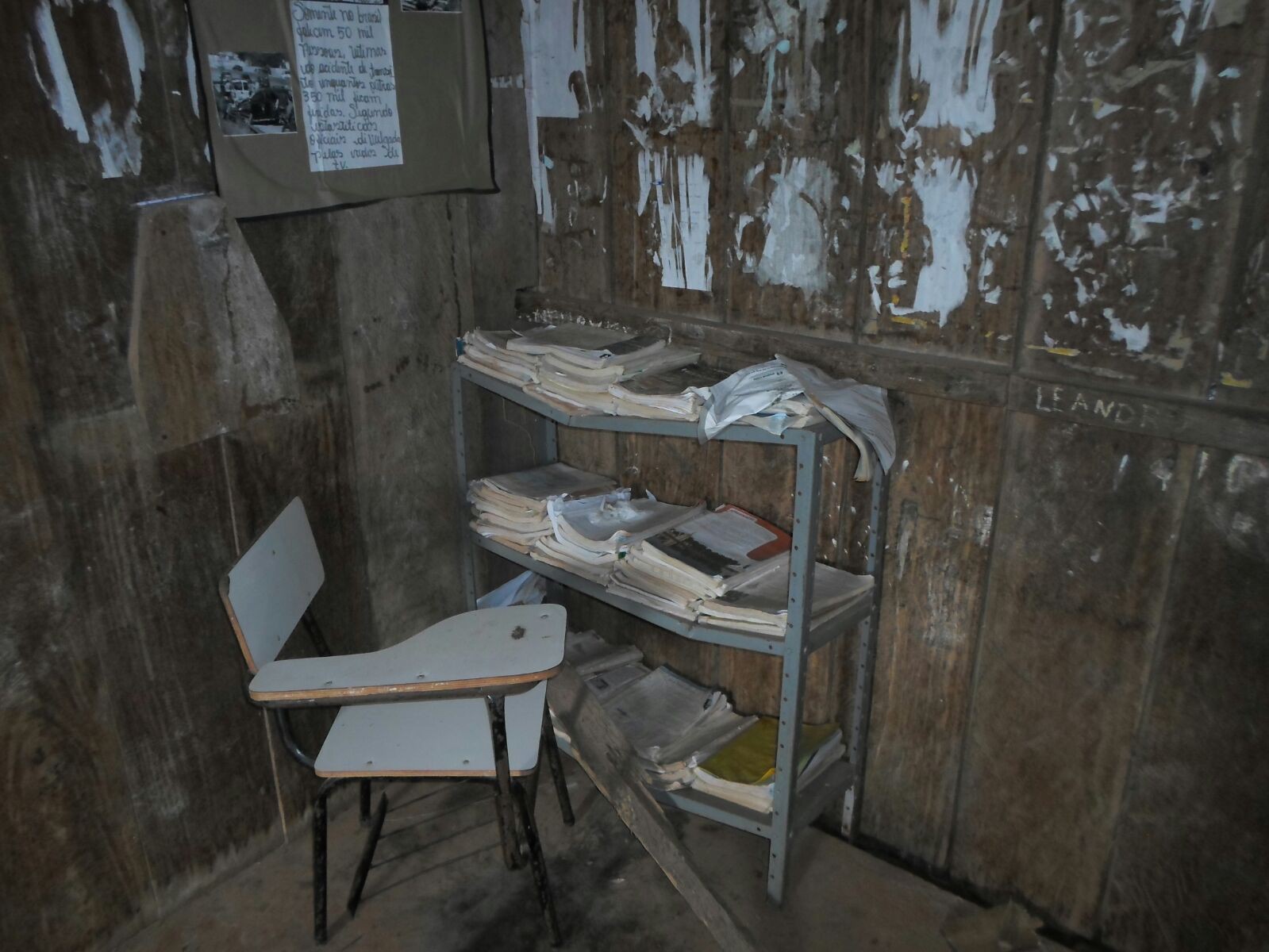 Interior de sala da aula na escola  Margarida Oliveira de Sousa