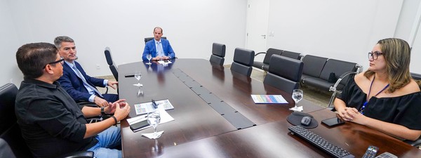 PGJ recebe os coordenadores do Caopije, da Rede ColaborAção Tocantins e do Programa EducaTO