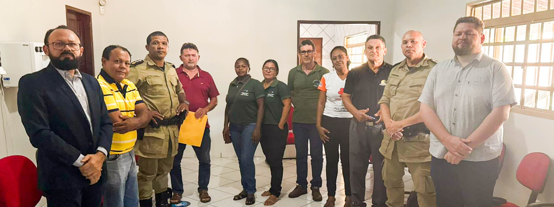 Promotor de Justiça Gilmar Pereira Avelino recebeu representantes de diversas instituições