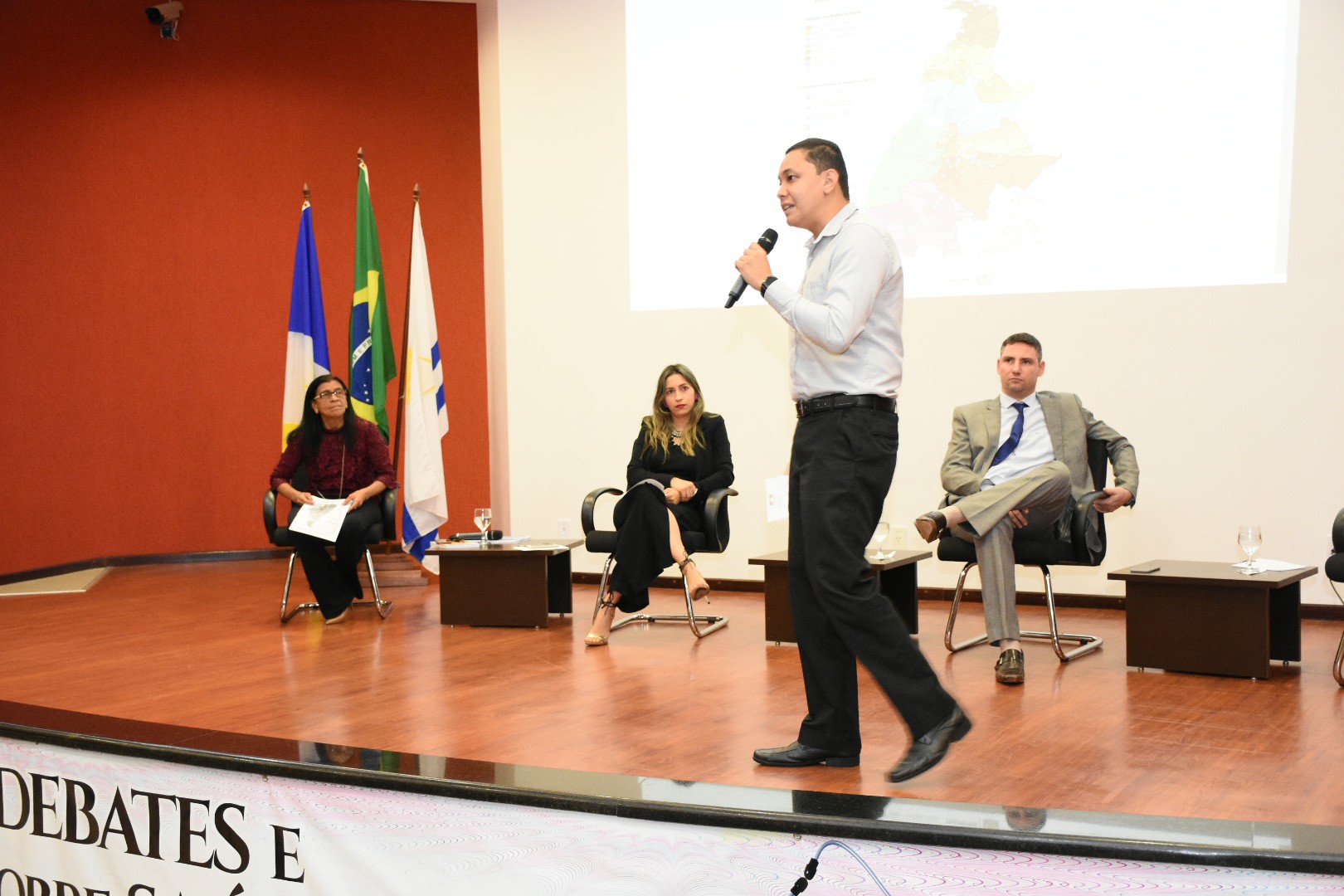   espaço também foi aberto à equipe técnica da Rede de Atenção Psicossocial