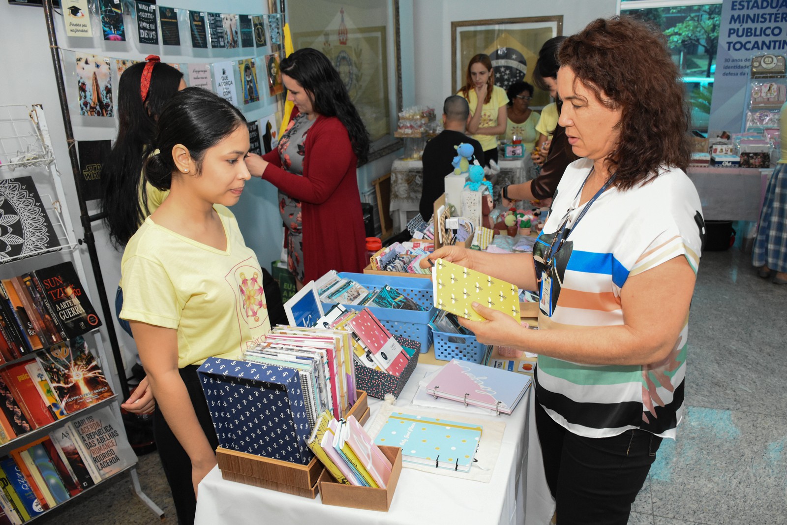 Produtos foram comercializados no hall do MPTO