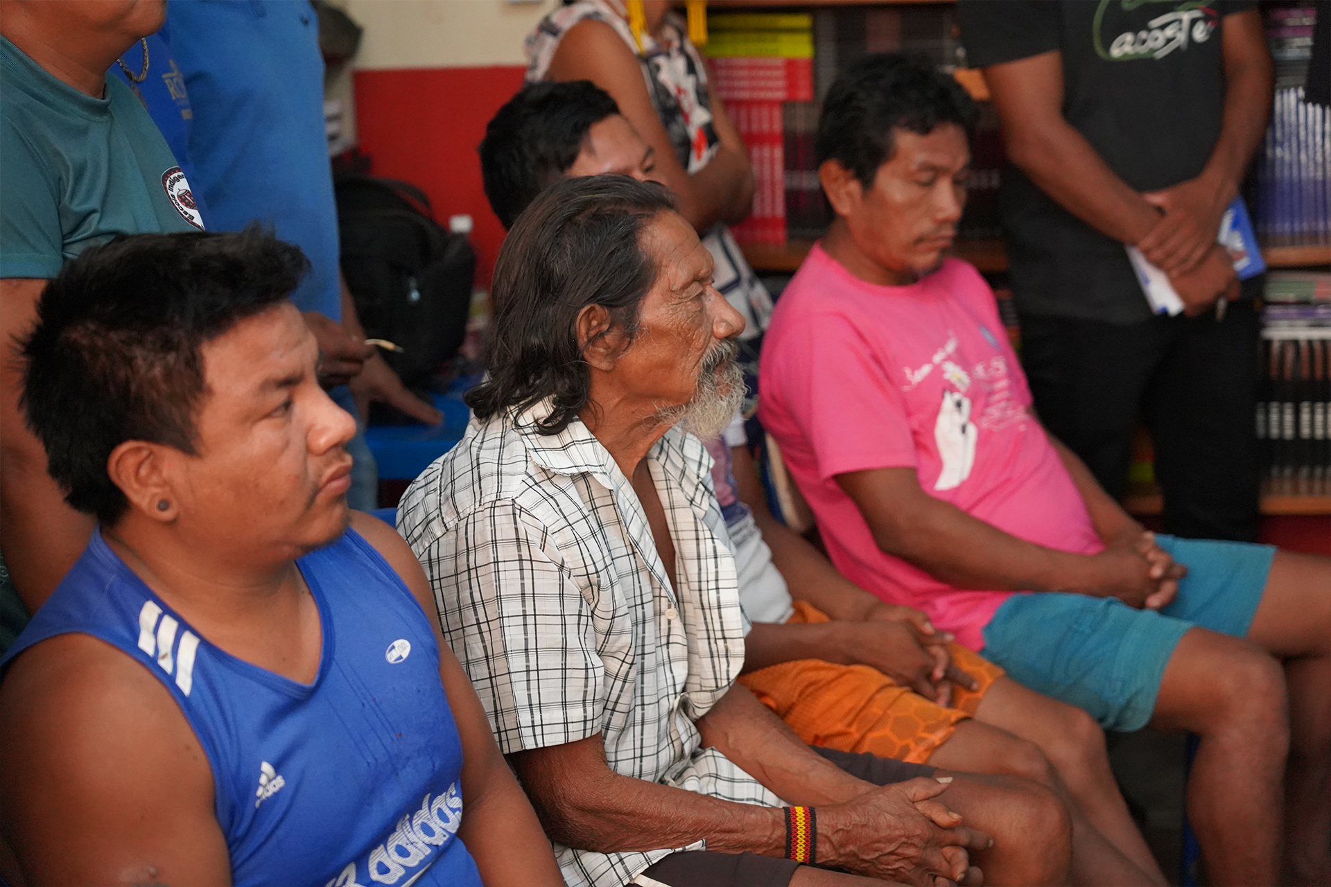 Caciques relatam problemas vividos pelos povos indígenas