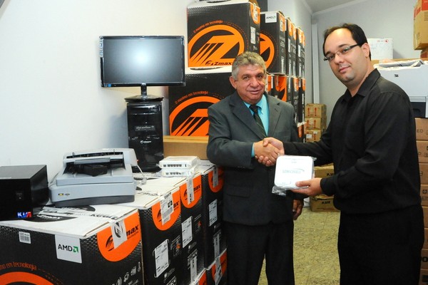 PGJ realizou entrega de equipamentos