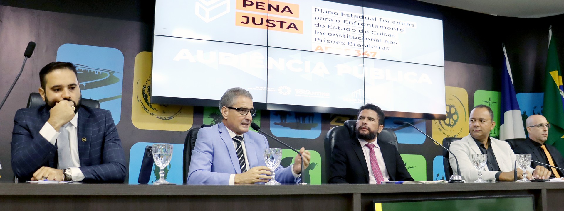Por parte do MPTO, participou o promotor de Justiça Daniel José de Oliveira Almeida