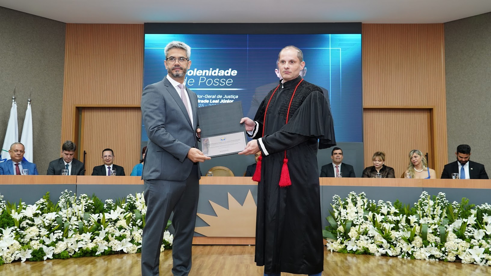 Luciano Casaroti foi homenageado por seu empenho em 4 anos de gestão