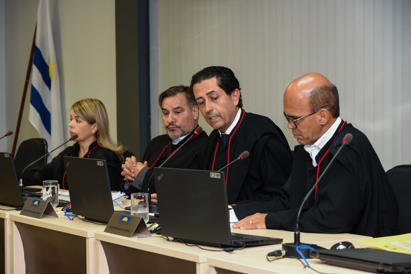 Reunião extraordinária foi realizada nesta terça, 30
