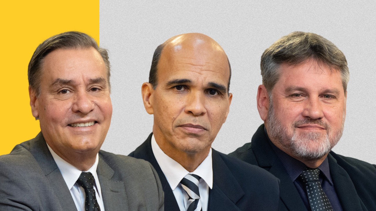 Da esquerda para a direita, os membros do conselho Marco Antônio e José Demóstenes e o corregedor-geral Moaacir Carmargo