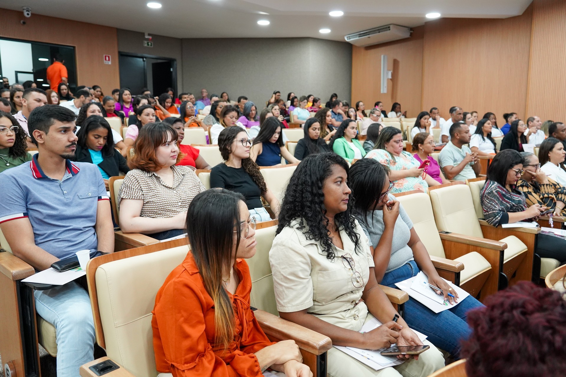 O seminário foi realizado em alusão ao Dia Nacional de Combate ao Abuso e à Exploração Sexual de Crianças e Adolescentes, celebrado em 18 de maio