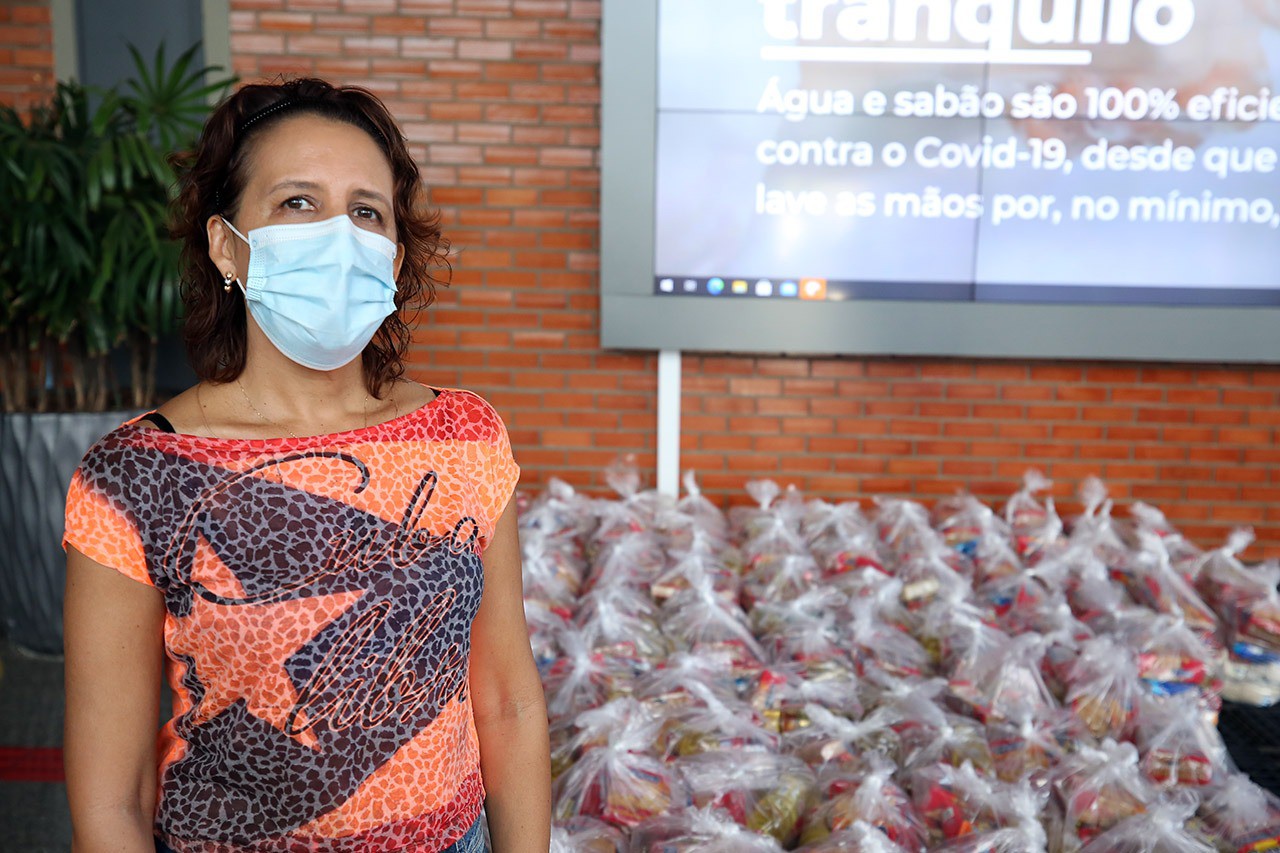 Entidades que receberam as cestas farão a distribuição à comunidade