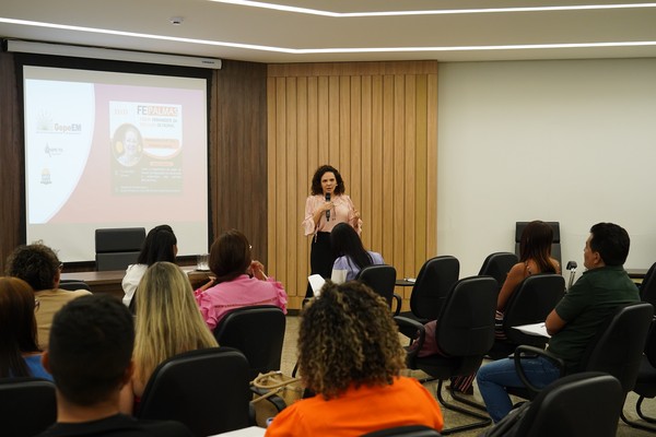 Coordenadora do Núcleo Maria da Penha, a promotora de Justiça Munique Vaz participou da abertura do Fórum