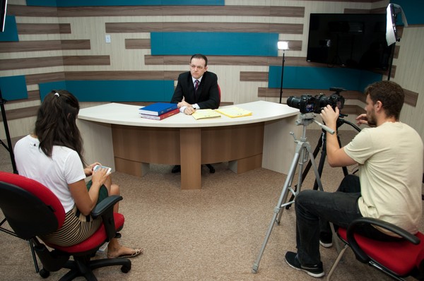 Promotor de Justiça Luiz Antônio Francisco Pinto concede entrevista