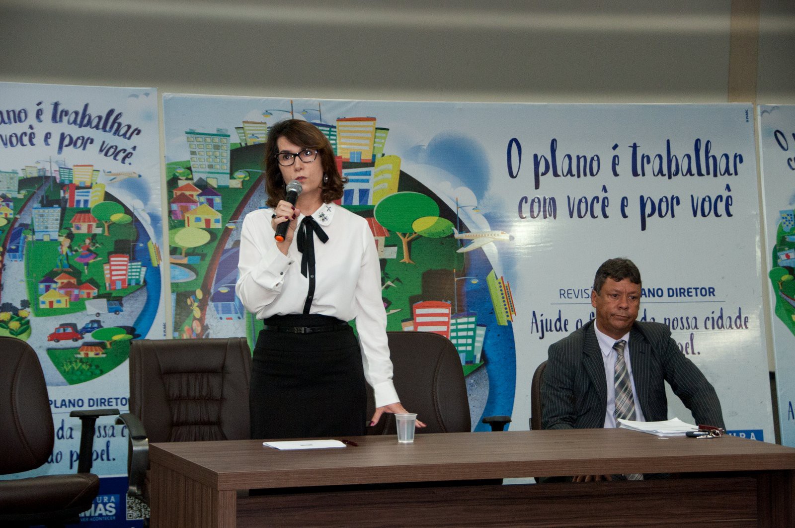 Membros do MPE durante palestra nesta quarta-feira
