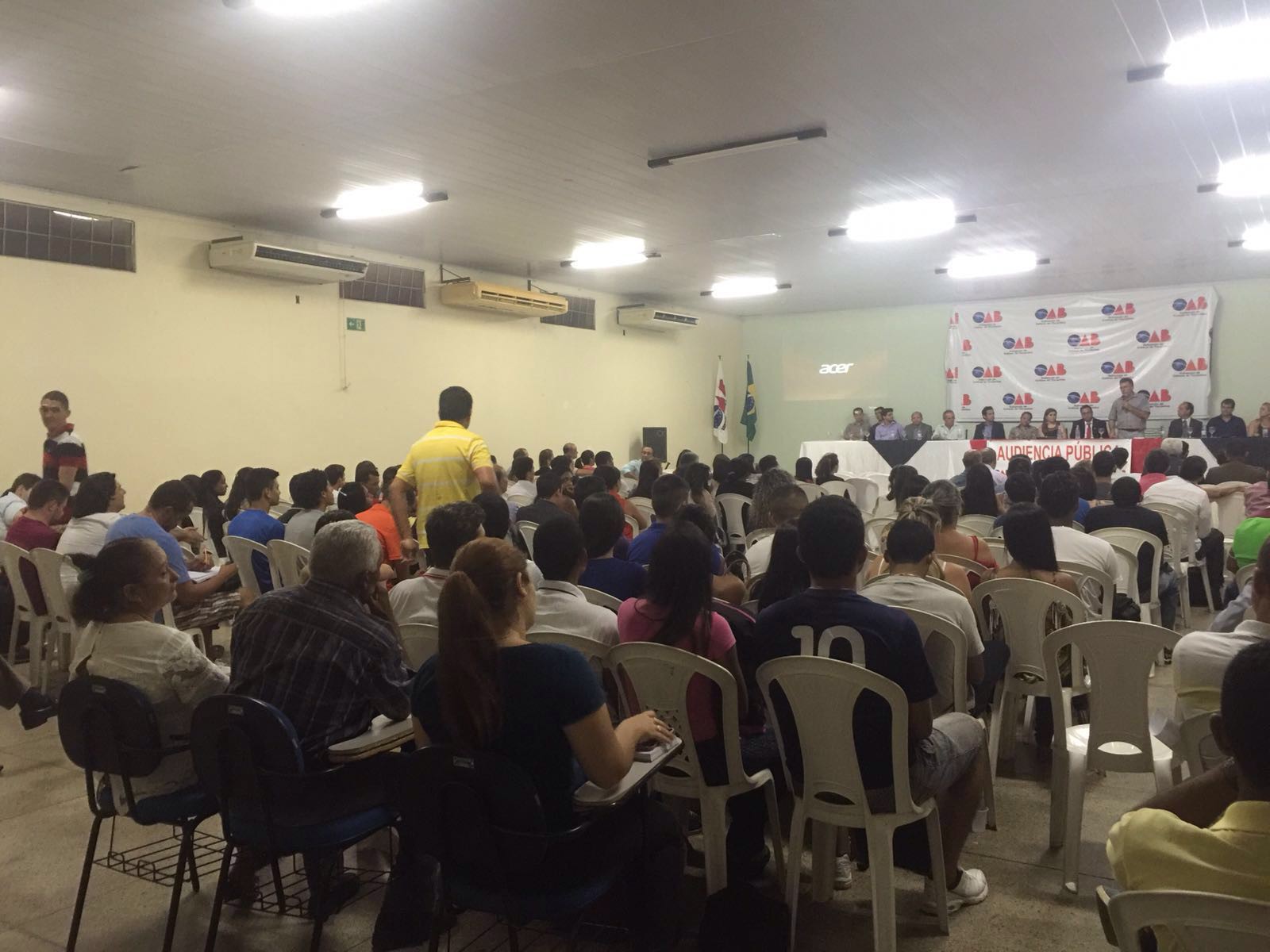 O evento foi organizado pela Ordem dos Advogados do Brasil, subseção de Colinas do Tocantins, e contou com a presença da Promotora de Justiça Thais Cairo Souza Lopes