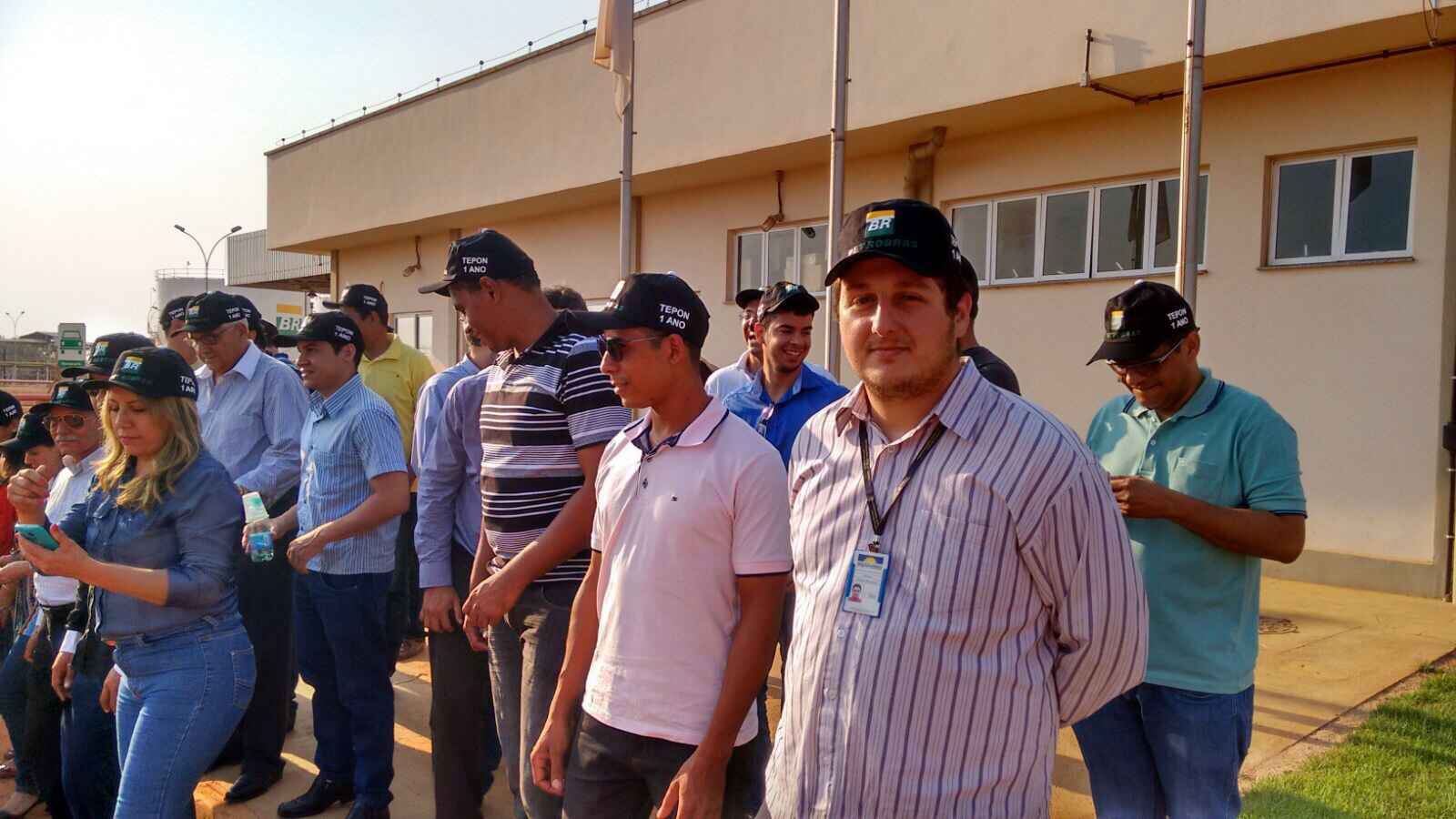 O curso foi ministrado por técnicos consultores e realizado na base da Petrobrás, em local próprio de armazenamento de combustíveis. 