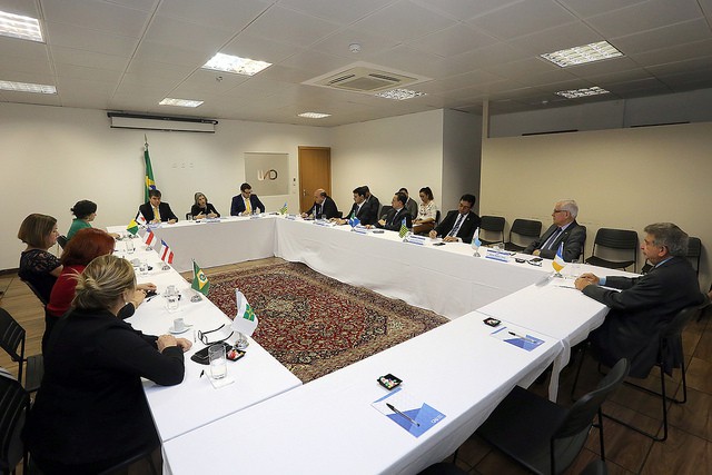 Cármen Lúcia reúne Procuradores Gerais de Justiça para tratar da Semana da Justiça pela Paz em Casa
