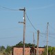 Casas têm ligações elétricas clandestinas