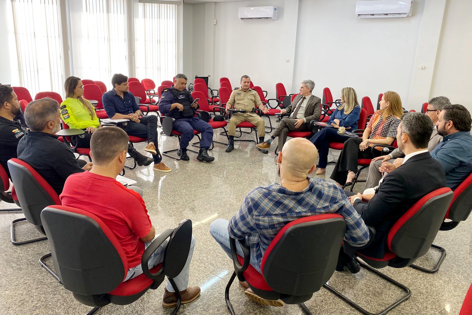 Reunião aconteceu na quinta-feira, 21.