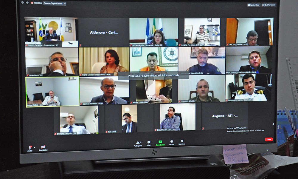 Reunião foi realizada nesta segunda, 27