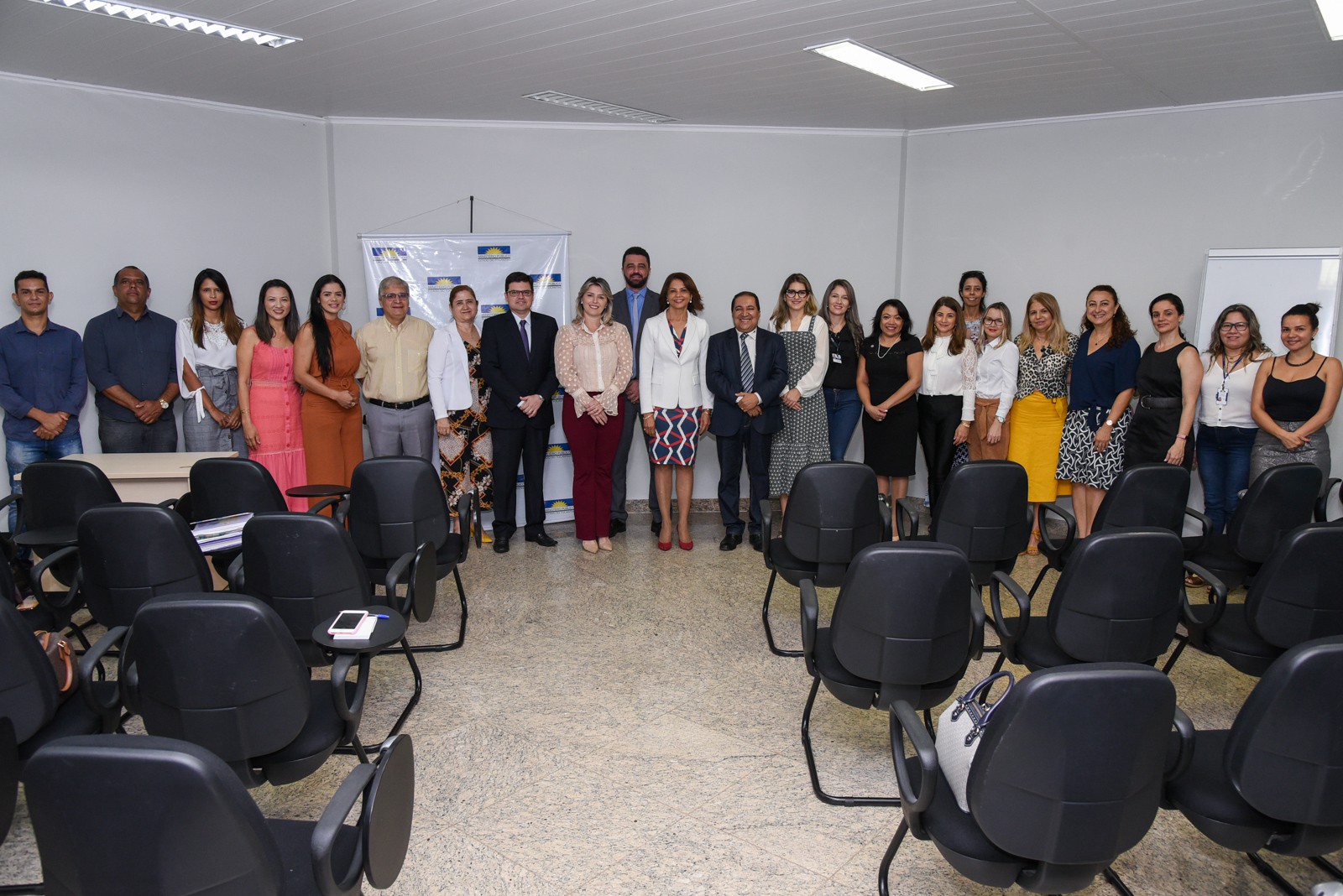Representantes de instituições e servidores que ajudaram a consrtruir o programa