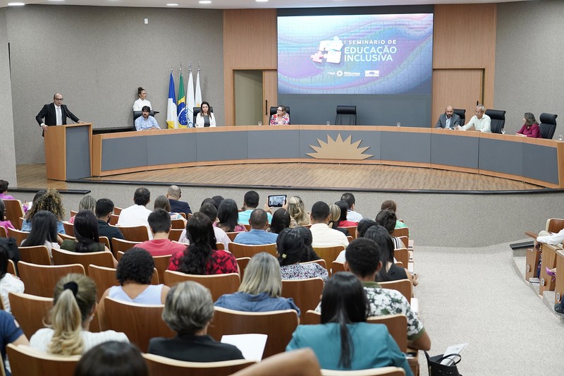 Seminário de Educação Inclusiva foi realizado nesta quarta-feira, 18