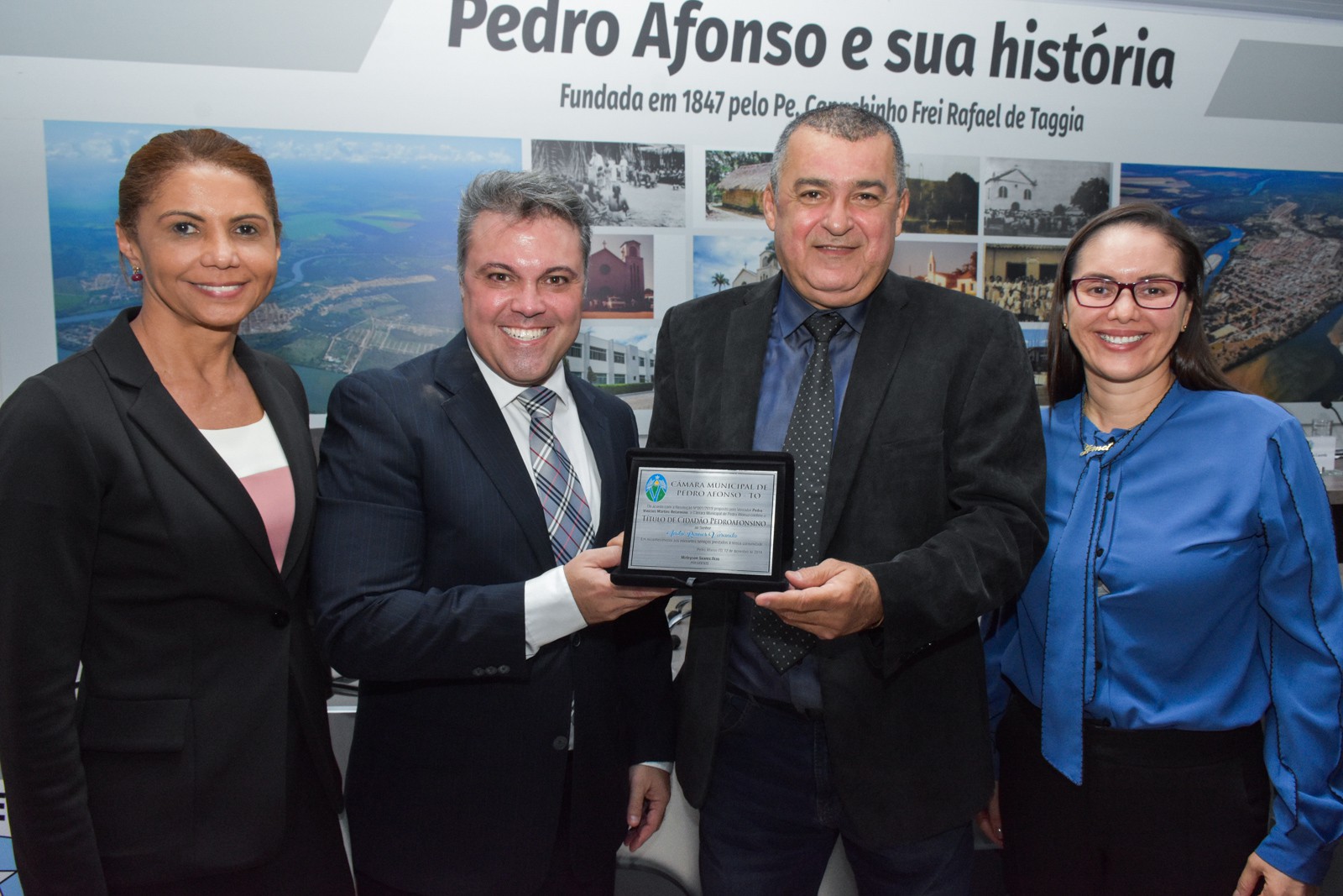 Promotor de Justiça André Varanda recebe homenagem
