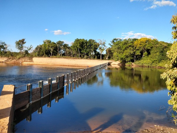 Barramento no Rio Urubu, na Bacia Hidrográfica do Rio Formoso.