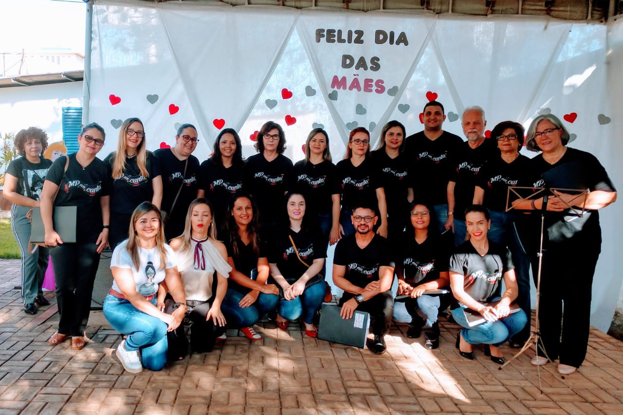 16 vozes se uniram na apresentação