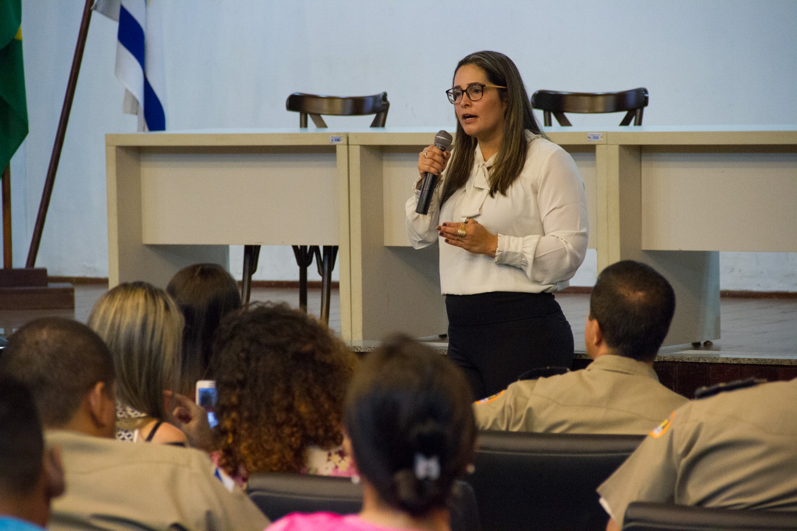 Promotora de Justiça Thais Cairo ministra palestra