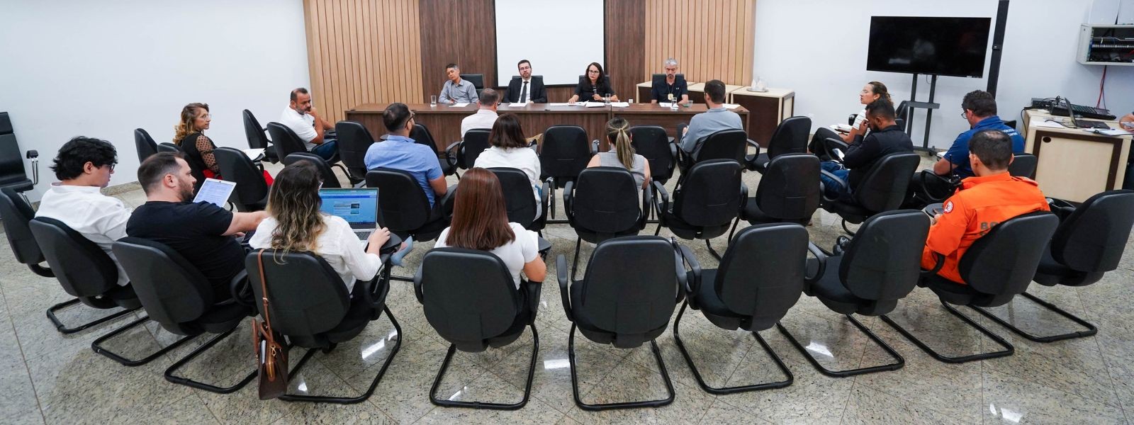 Novo encontro foi agendado para o dia 15 de setembro a fim de dar continuidade nas tratativas