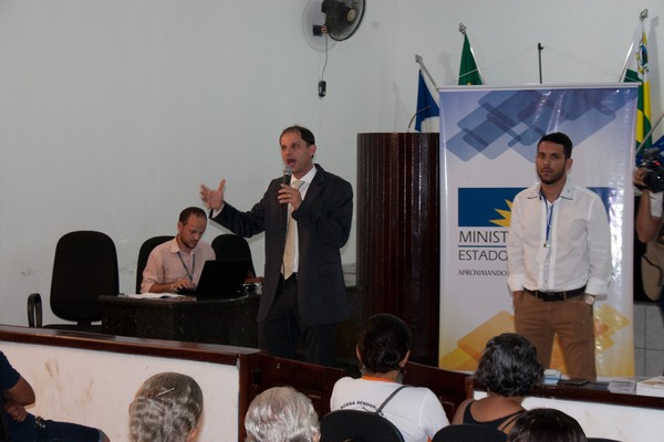 Foi colocado sobre a importância da da implementação do SIM
