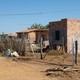 Casas construídas sobre o antigo lixão