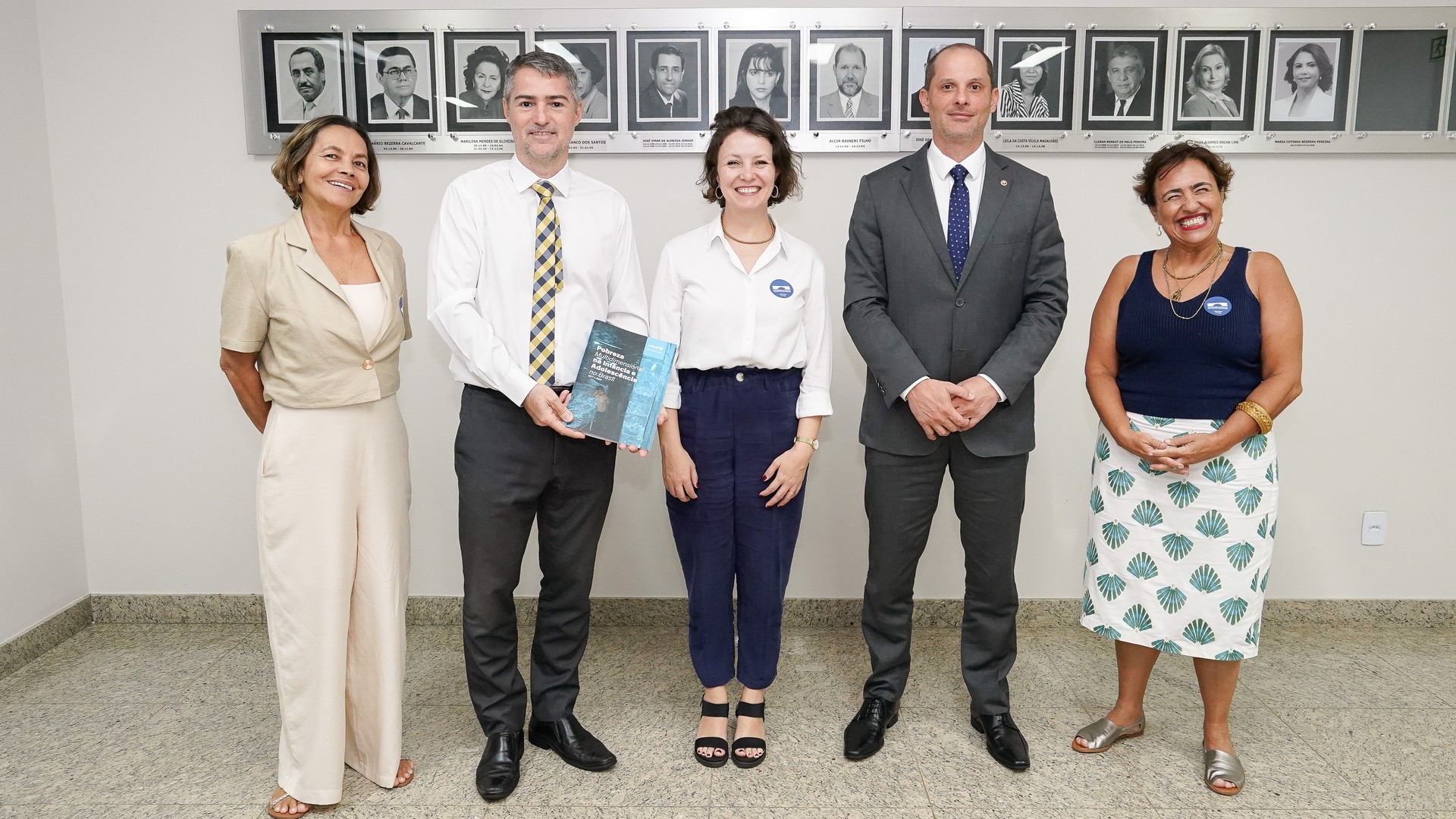 Da esquerda para a direita, Edilene Borges Marinho, Sidney Fiori Júnior, Mariana Rocha, Abel Andrade Leal Júnior e Ida Pietricovsky de Oliveira