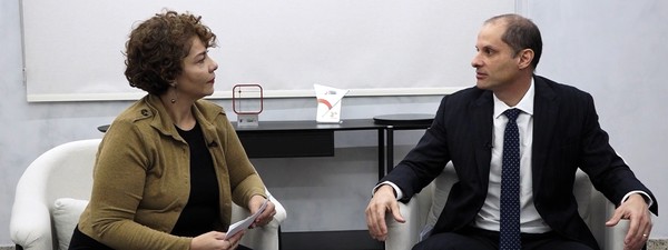 Momento da entrevista com o procurador-geral de Justiça, Abel Andrade Leal Júnior