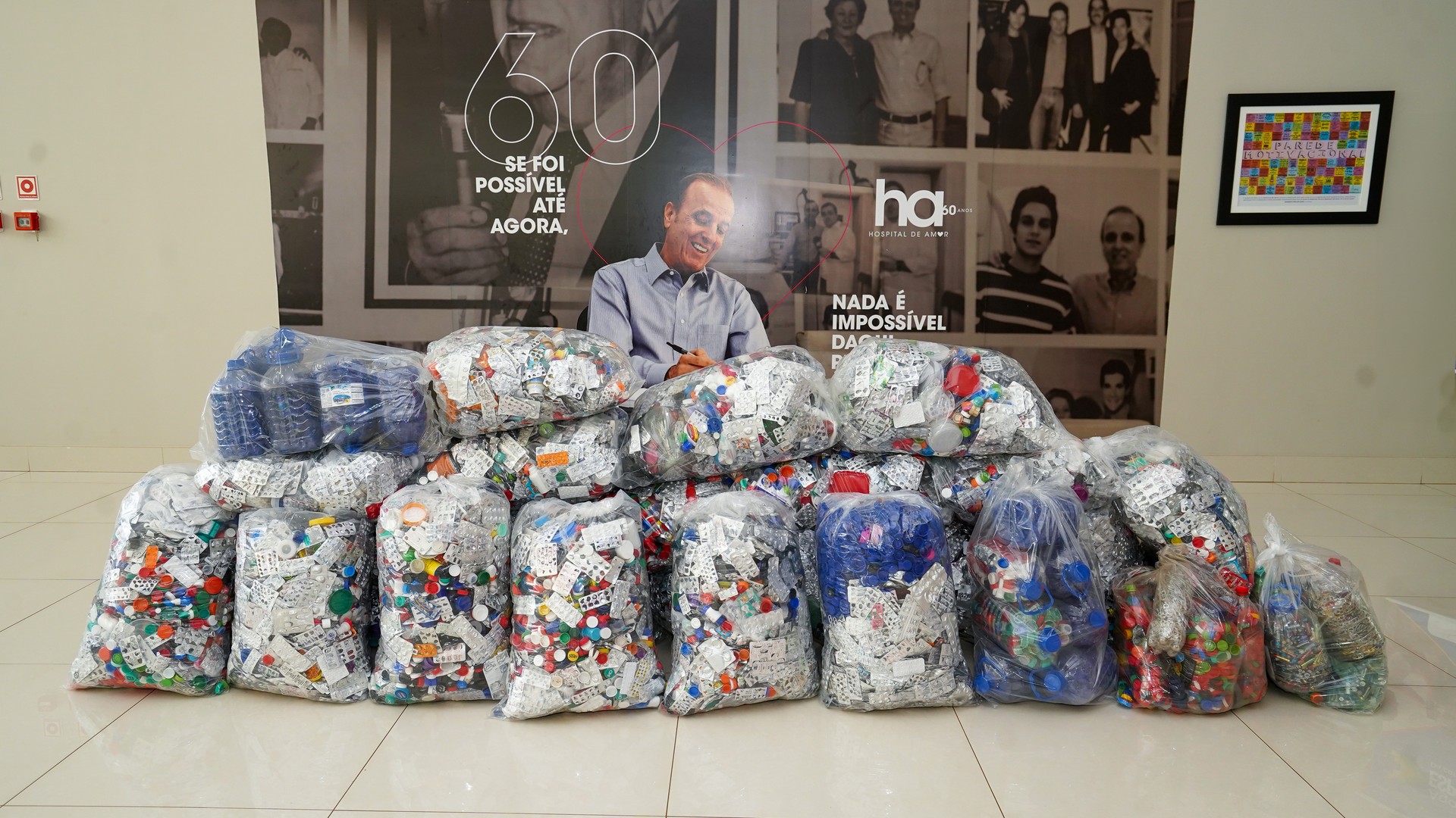 Volume de tampinhas e de outros itens entregues reforça o engajamento de membros, servidores e comunidade